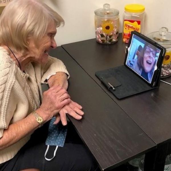 WT Pittsburgh Cares Senior on iPad doing a facetime